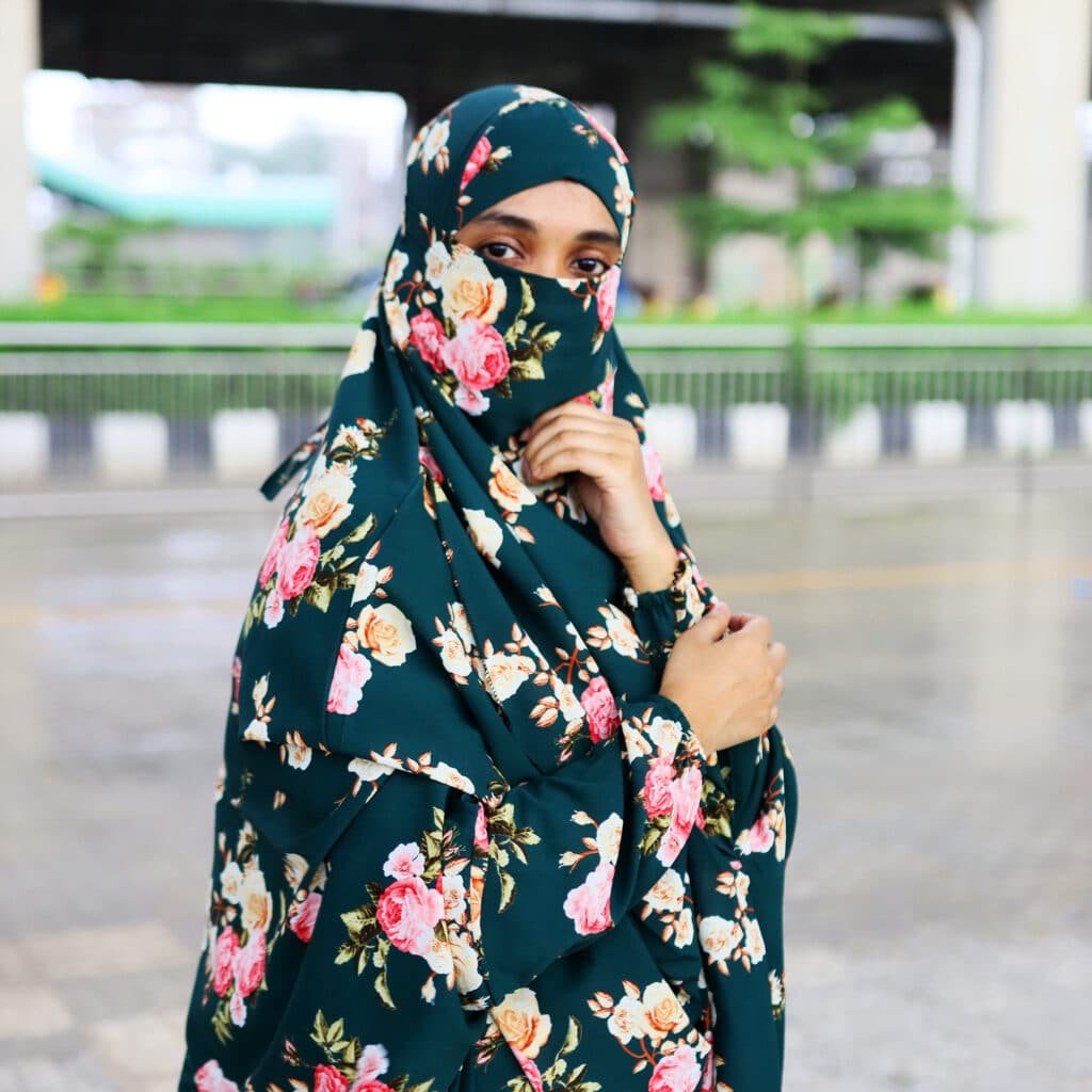 দুবাই চেরী কাপড়ের সিঙ্গেল লং খিমার (CK-50)